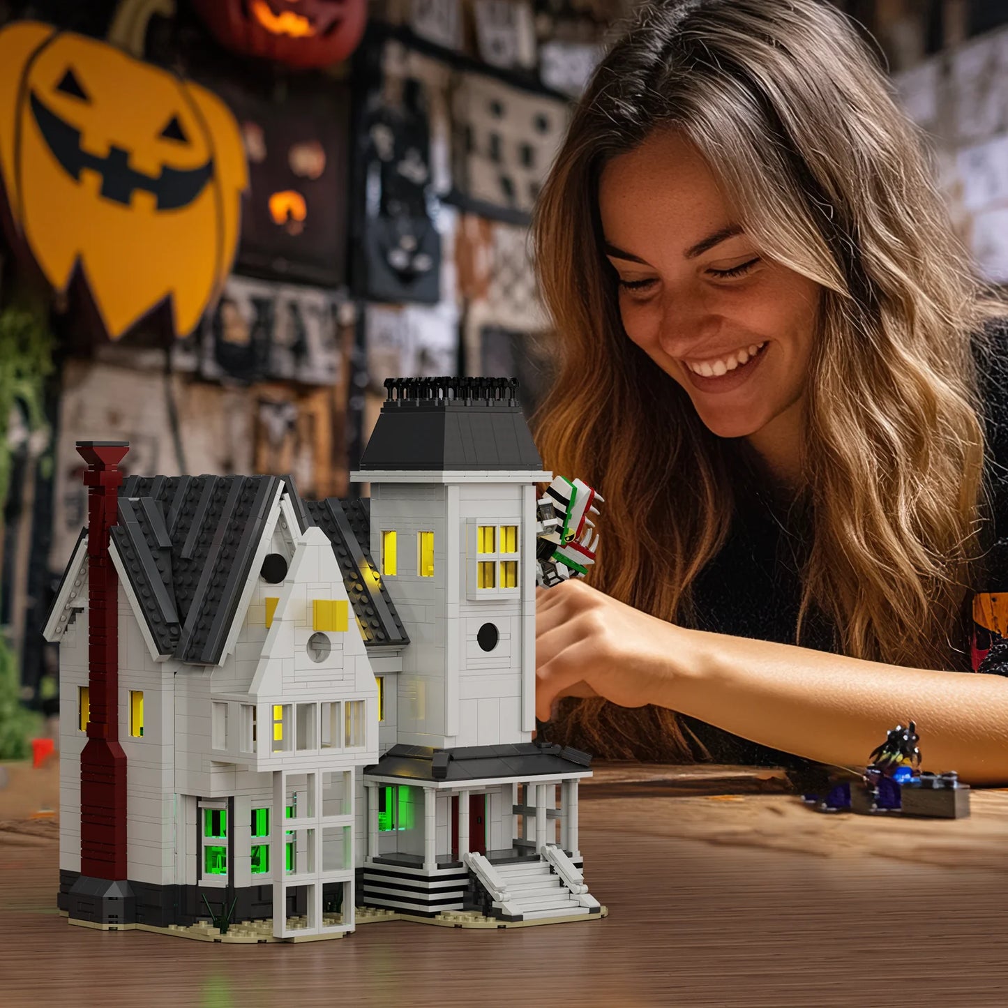 Spooky Beetle Mansion Building Blocks Set Horror House Model Toys Home