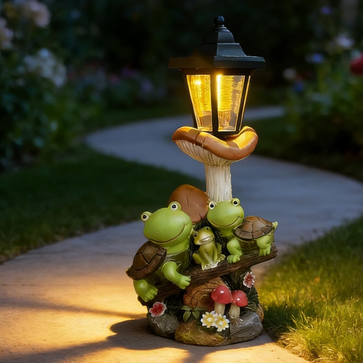 Solar Frog Garden Statue, Outside Frog Statue Gift - Outdoor Solar Garden Figurines Decorative Art Housewarming Gift Suitable for Balcony, Courtyard, and Lawn Decor