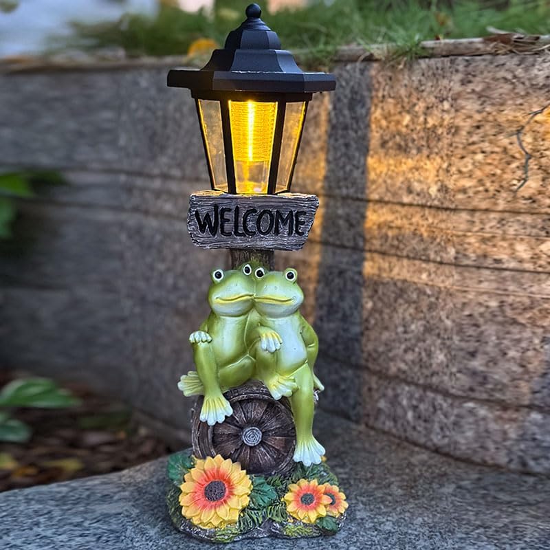Solar Frog Garden Statue, Outside Frog Statue Gift - Outdoor Solar Garden Figurines Decorative Art Housewarming Gift Suitable for Balcony, Courtyard, and Lawn Decor