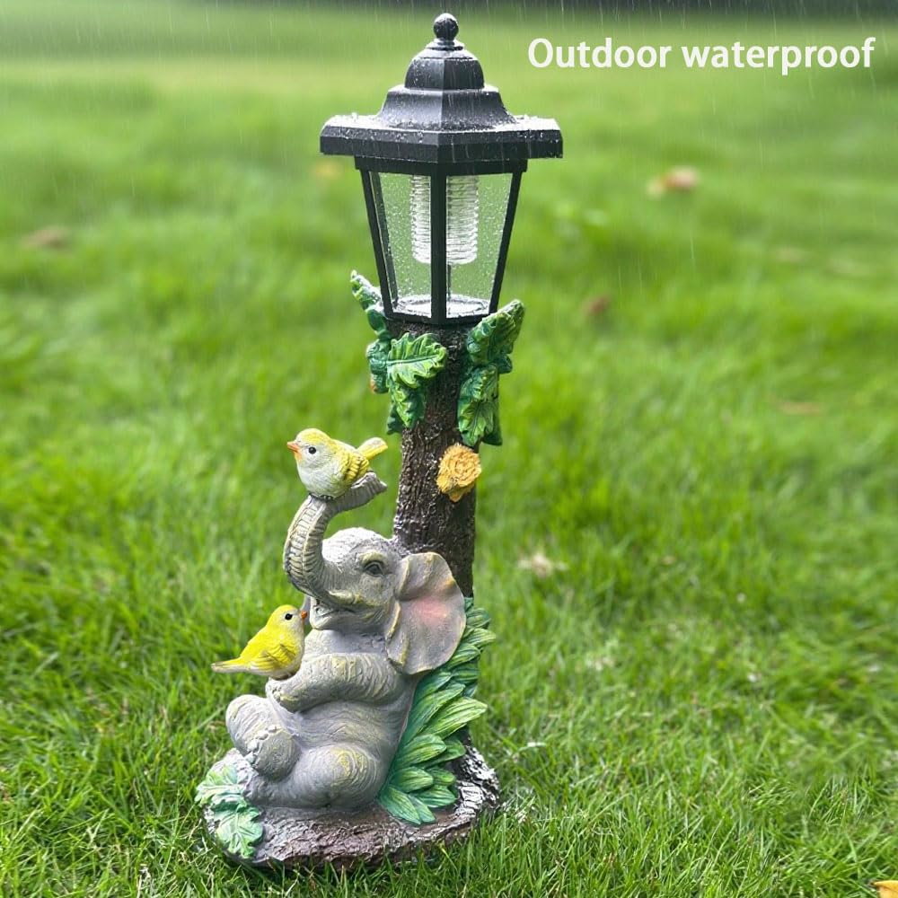 Solar Frog Garden Statue, Outside Frog Statue Gift - Outdoor Solar Garden Figurines Decorative Art Housewarming Gift Suitable for Balcony, Courtyard, and Lawn Decor