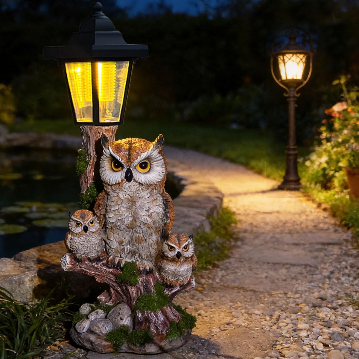 Solar Frog Garden Statue, Outside Frog Statue Gift - Outdoor Solar Garden Figurines Decorative Art Housewarming Gift Suitable for Balcony, Courtyard, and Lawn Decor