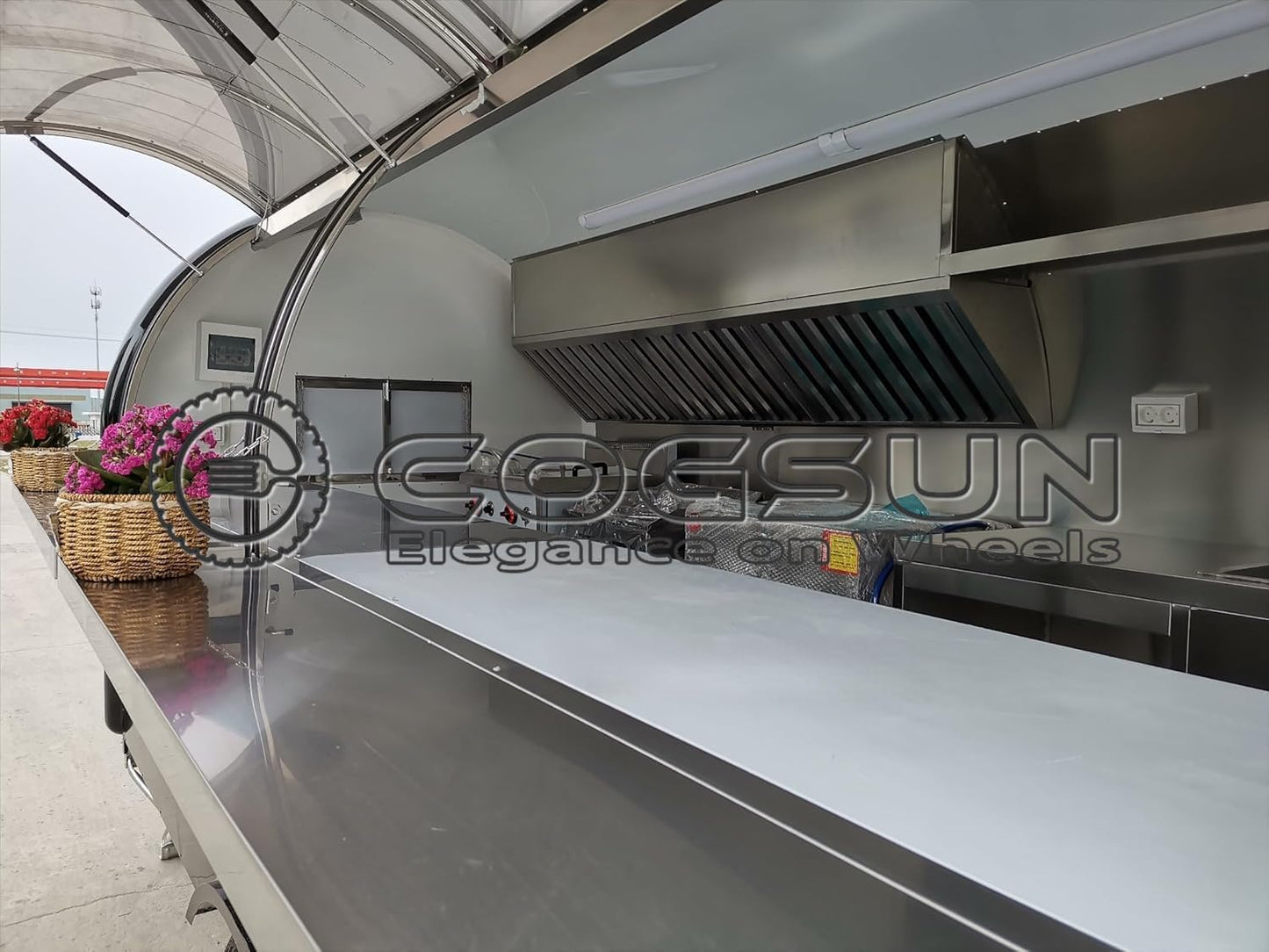 Mirror Food Trailer Equipment Mobile Trucks with Full Kitchen Equipment Hotdog Cart for Commercial Use Taco Cart Mobile Coffee Bar Trailer