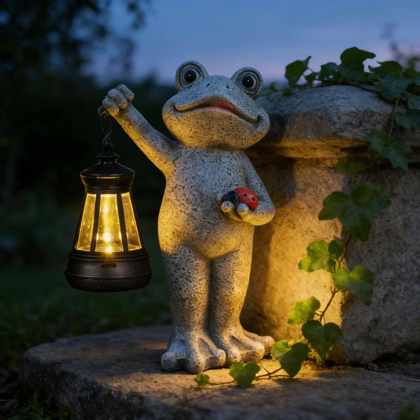 Solar Frog Garden Statue, Resin Figurine with Ladybug & Hanging Solar Lantern Outdoor Decor