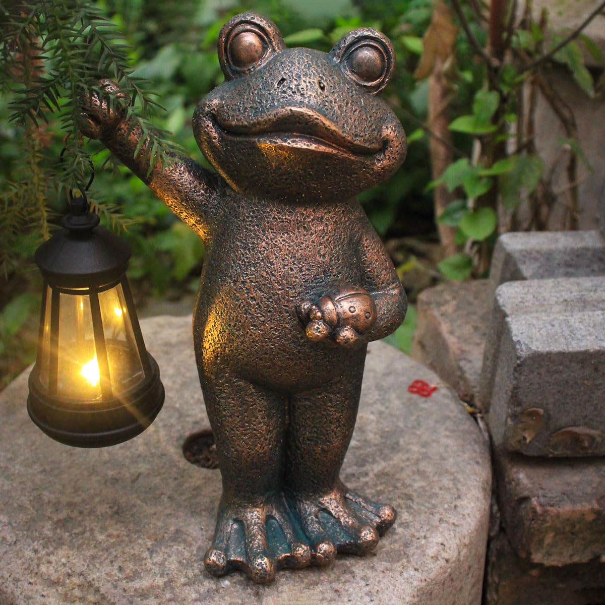 Solar Frog Garden Statue, Resin Figurine with Ladybug & Hanging Solar Lantern Outdoor Decor