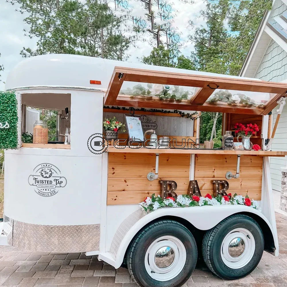 Mini Food Truck Trailer New Design Luxury Mobile Bar Trailer Portable Beverage Camper Trailer for Commercial Use