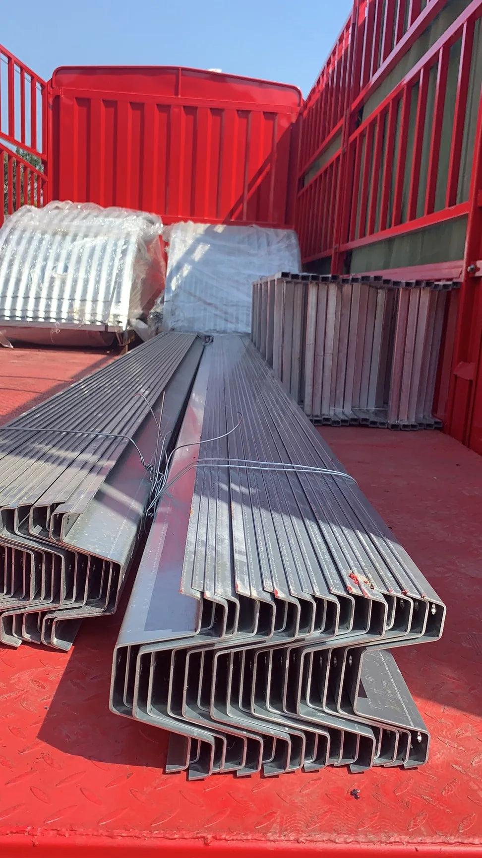 Galvanized Steel Capacity 15 Tons Grain Silo Chicken Feed Pellet Storage Tower HJ-N15T