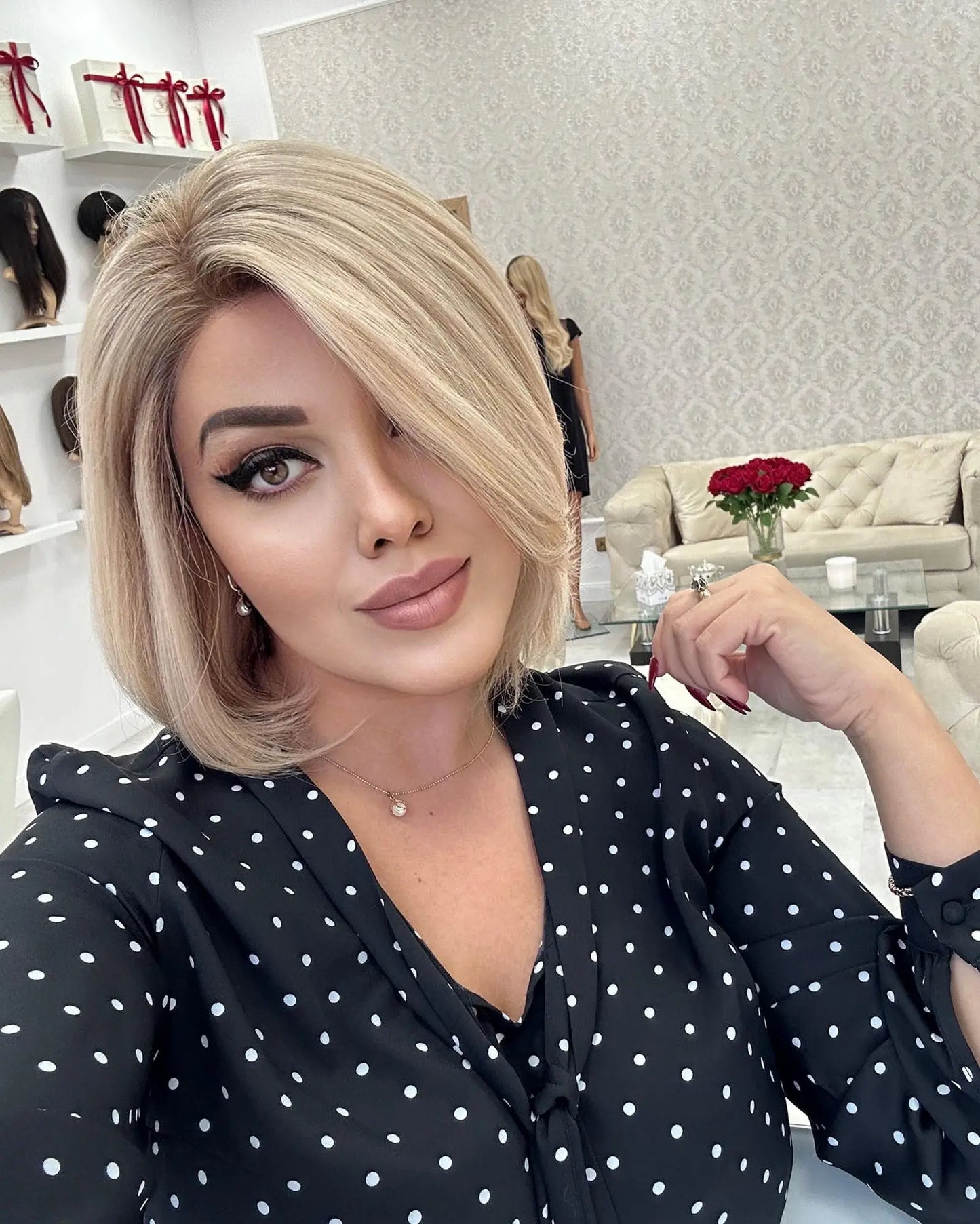 Light Blonde Highlight Bob Synthetic Wig Natural Straight Glueless Lace Front
