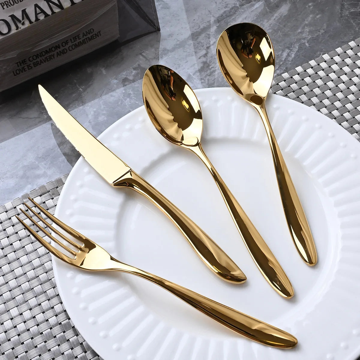 6Pcs stainless steel  high-end tableware steak, knife, fork and spoon set ,cutlery set