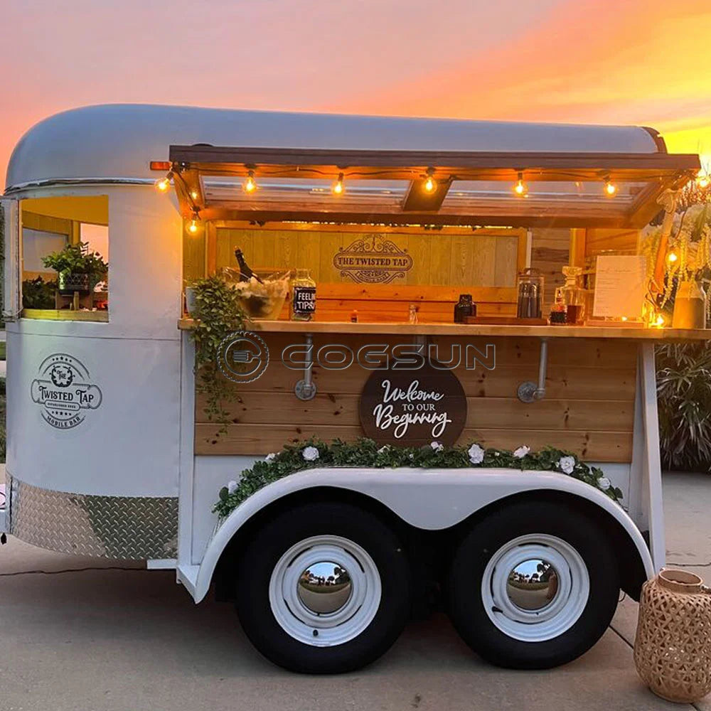 Mini Food Truck Trailer New Design Luxury Mobile Bar Trailer Portable Beverage Camper Trailer for Commercial Use